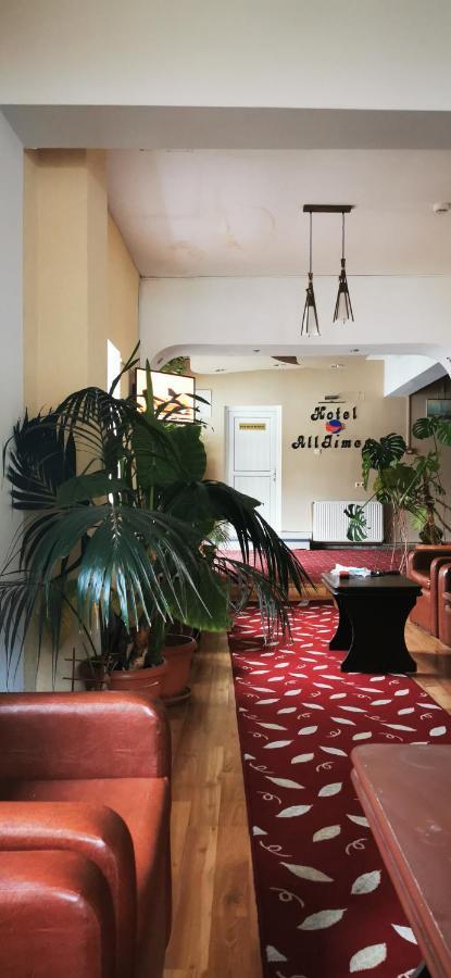 Hotel All Times Timișu de Jos Esterno foto